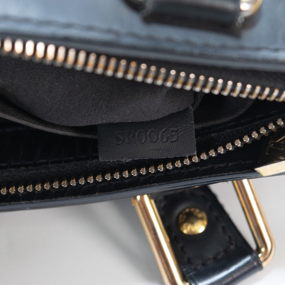 Louis Vuitton Lucille Mini - Picture 7 of 8